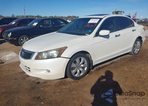 2008 Honda Accord 3.5 Ex-L z USA, uszkodzony, nr VIN 1HGCP368X8A038981